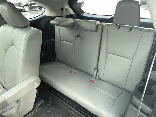 2020 Toyota Highlander Hybrid Platinum