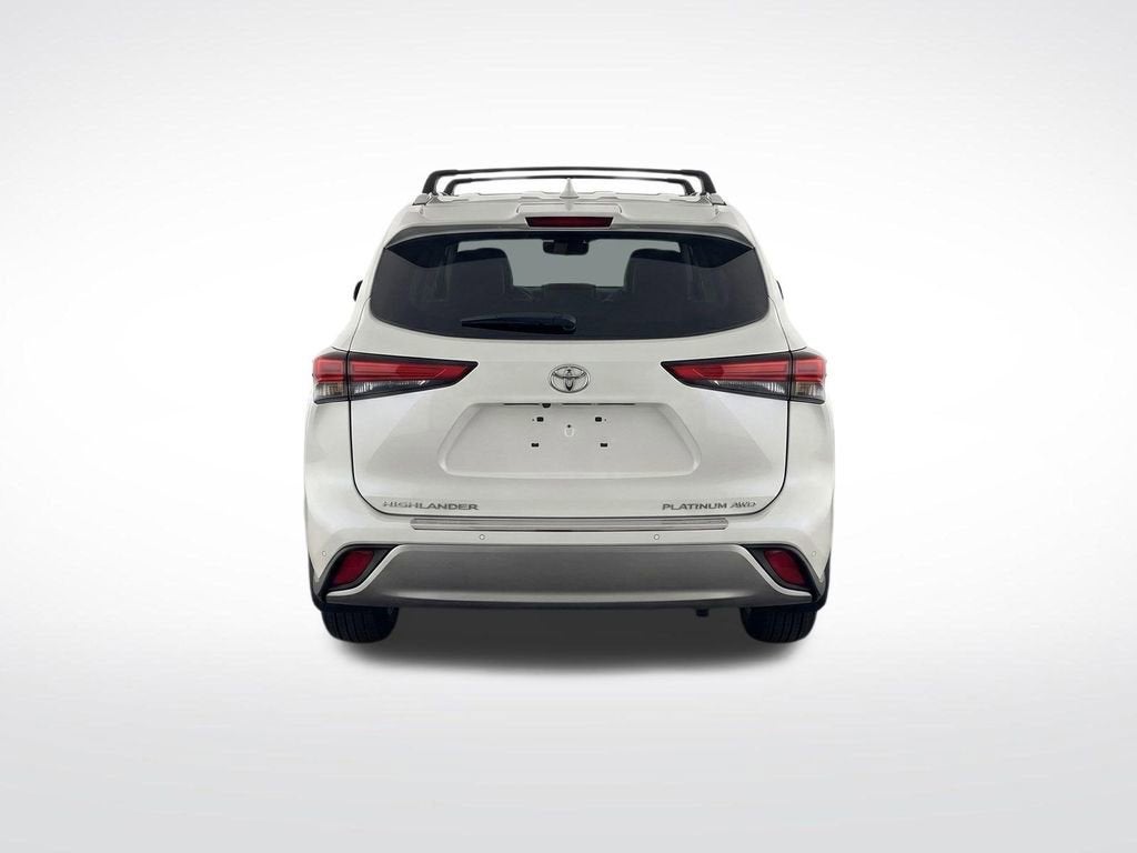 2022 Toyota Highlander Platinum