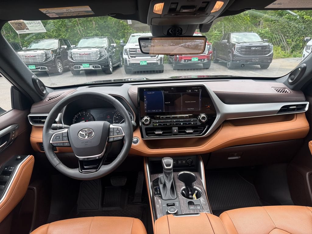 2021 Toyota Highlander Platinum
