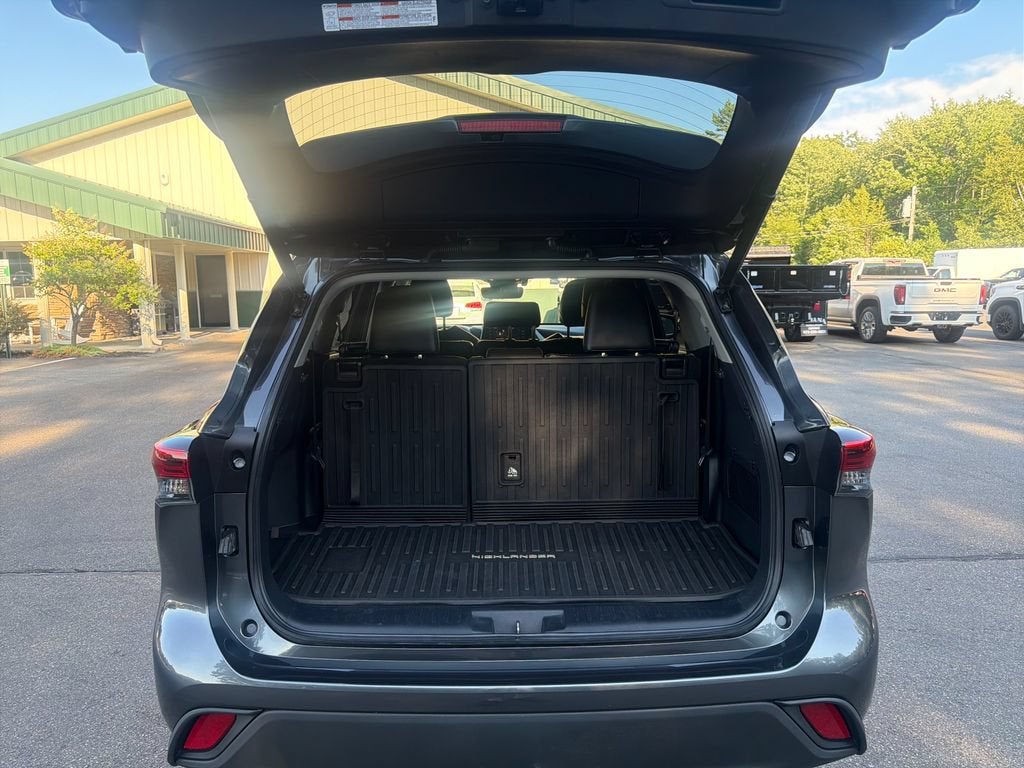 2021 Toyota Highlander Hybrid XLE