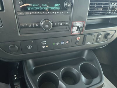 2025 GMC Savana Cutaway 3500 1WT