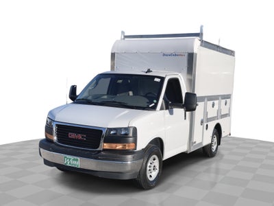 2025 GMC Savana Cutaway 3500 1WT