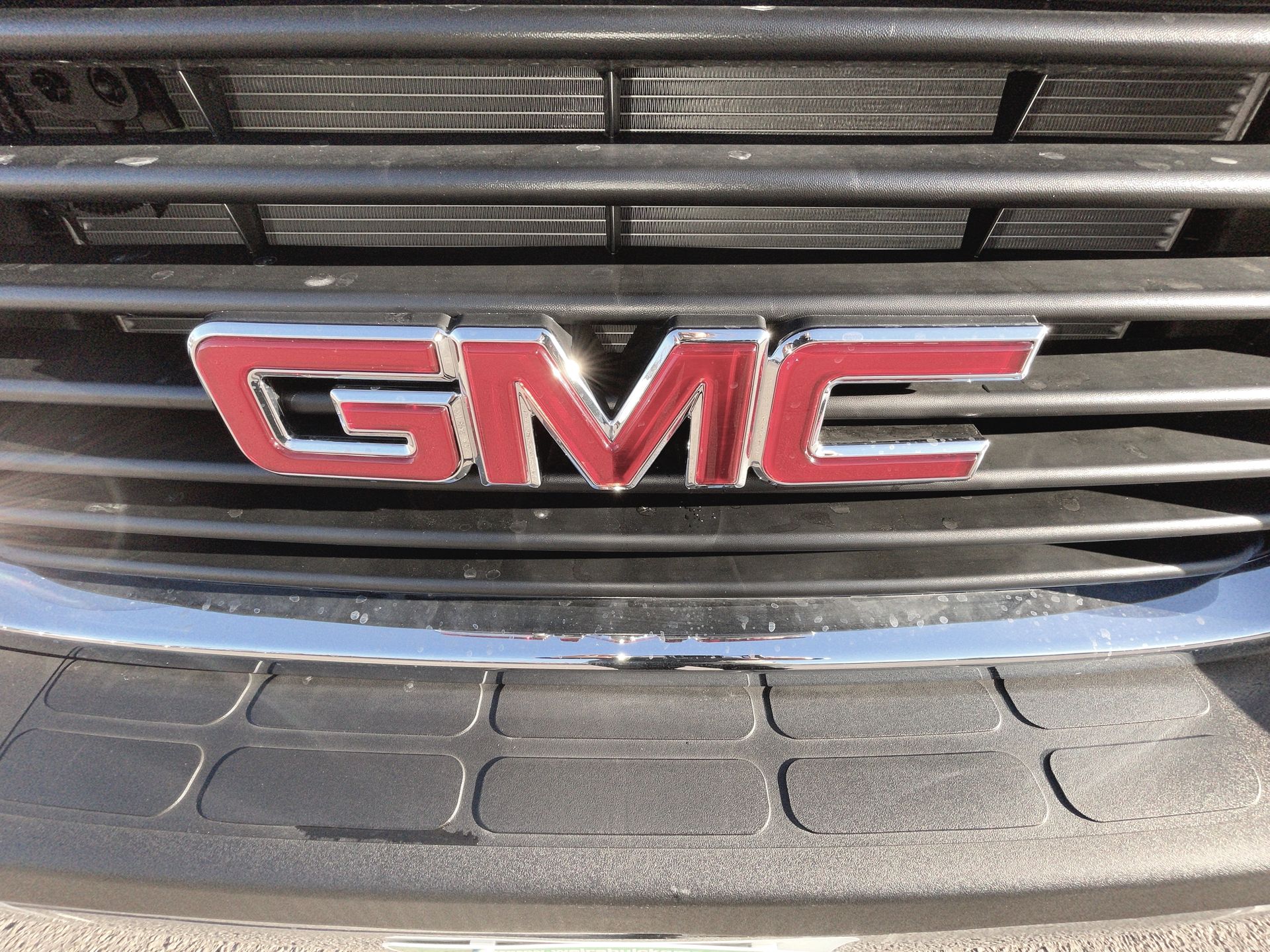 2025 GMC Savana Cutaway 3500 1WT