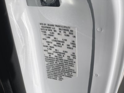 2025 GMC Savana Cutaway 3500 1WT