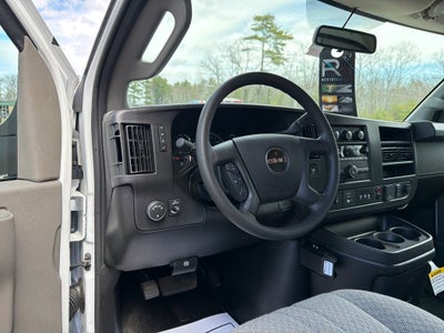 2026 GMC Savana Cutaway 3500 1WT