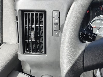 2025 GMC Savana Cutaway 3500 1WT