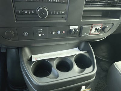 2025 GMC Savana Cutaway 3500 1WT