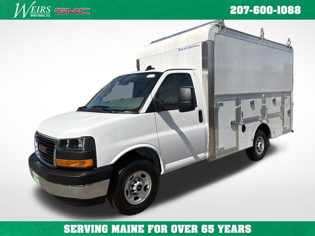 2026 GMC Savana Cutaway 3500 1WT