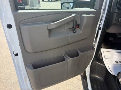 2026 GMC Savana Cutaway 3500 1WT