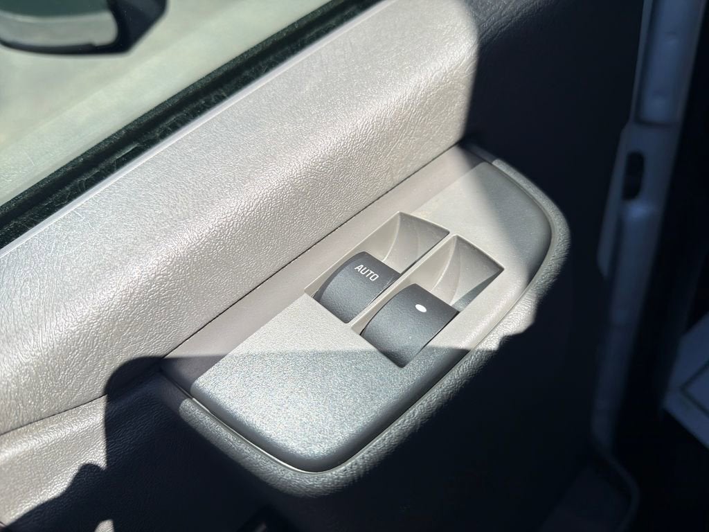 2026 GMC Savana Cutaway 3500 1WT