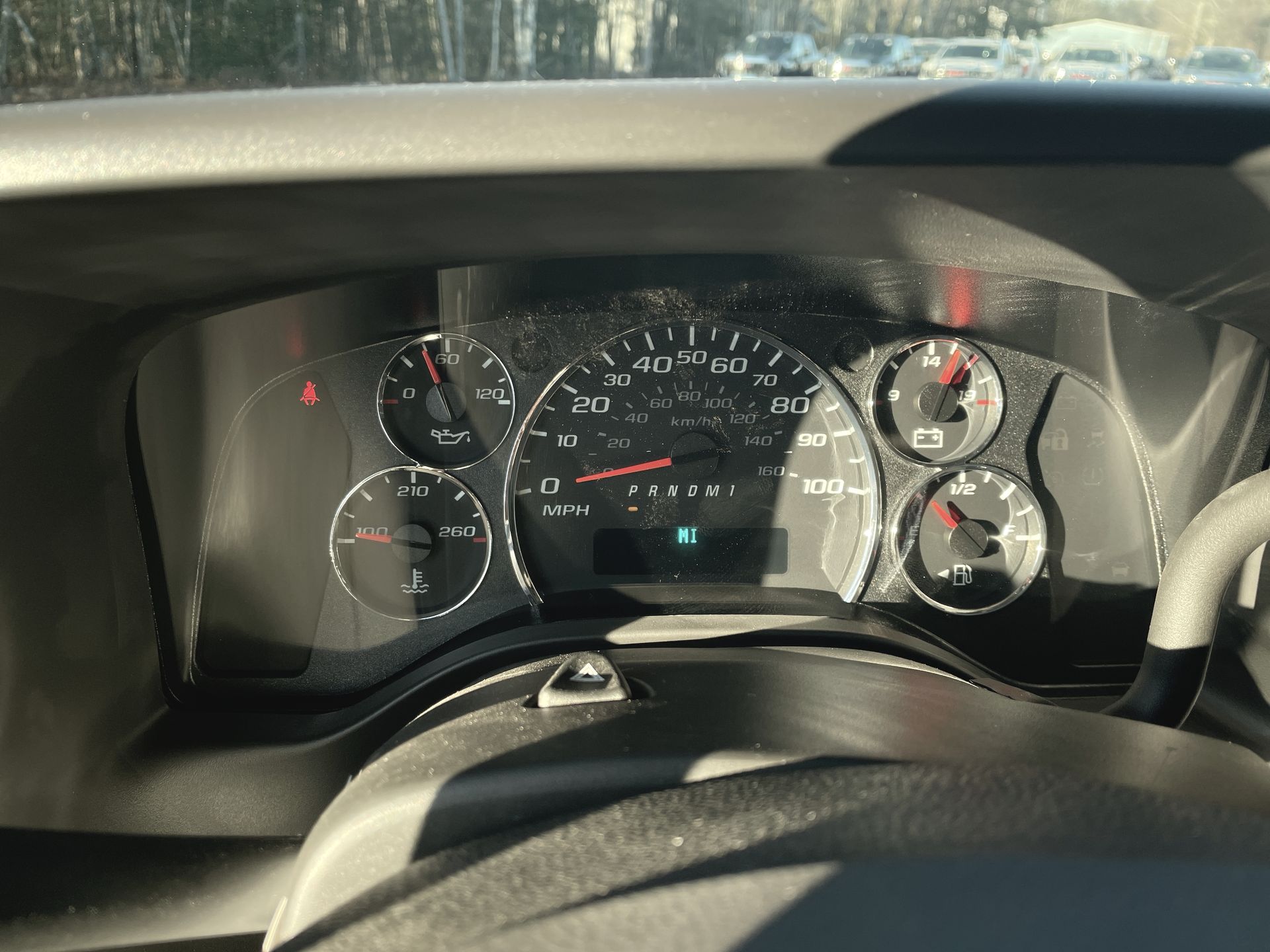 2025 GMC Savana Cutaway 3500 1WT