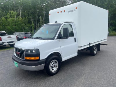 2019 GMC Savana Cutaway 3500 Work Van