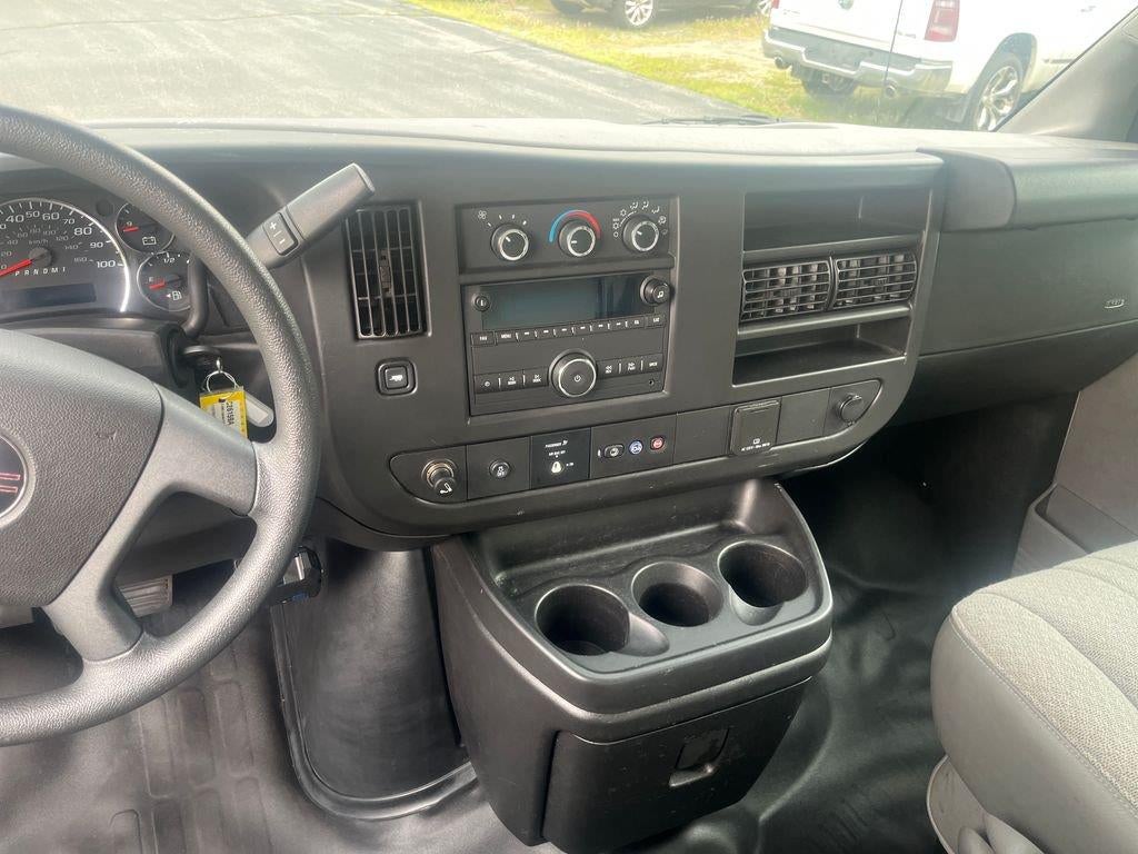 2019 GMC Savana Cutaway 3500 Work Van