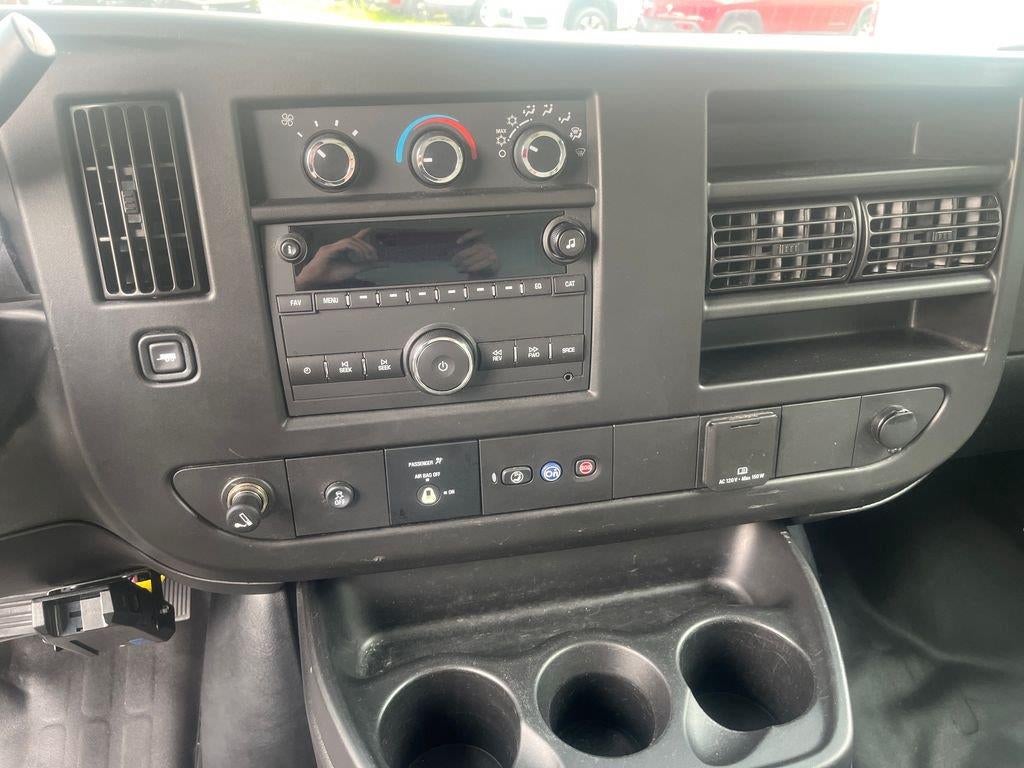 2019 GMC Savana Cutaway 3500 Work Van