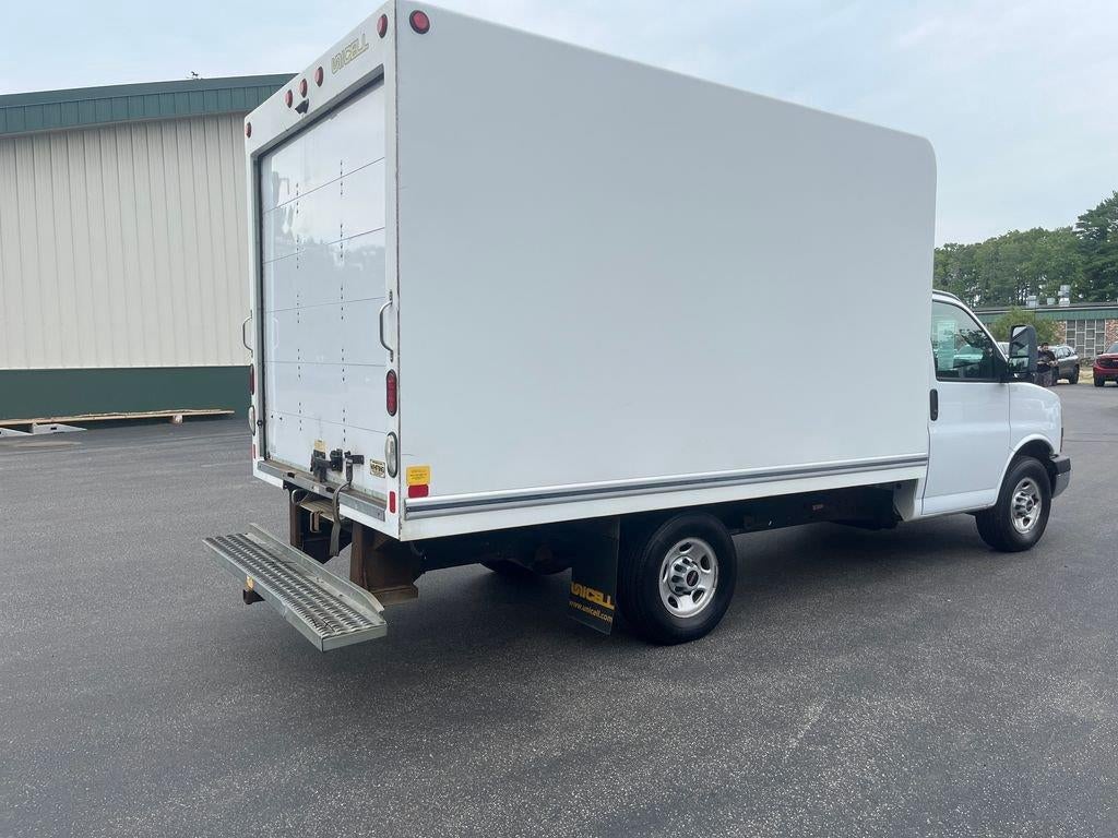 2019 GMC Savana Cutaway 3500 Work Van