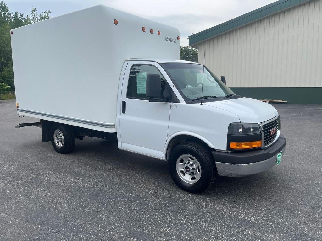 2019 GMC Savana Cutaway 3500 Work Van