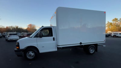 2025 GMC Savana Cutaway 3500 1WT
