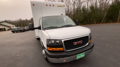 2025 GMC Savana Cutaway 3500 1WT