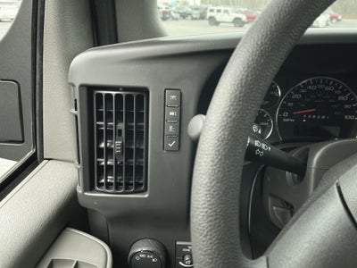 2025 GMC Savana Cutaway 3500 1WT