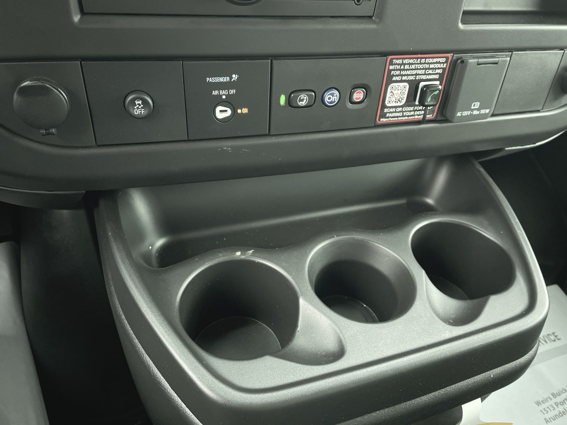 2025 GMC Savana Cutaway 3500 1WT