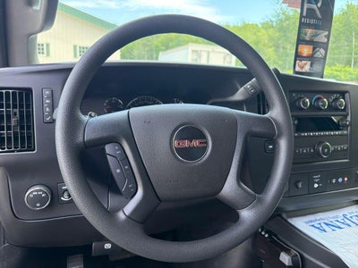 2026 GMC Savana Cutaway 3500 1WT