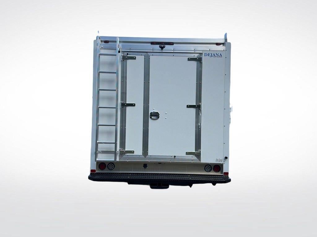 2026 GMC Savana Cutaway 3500 1WT