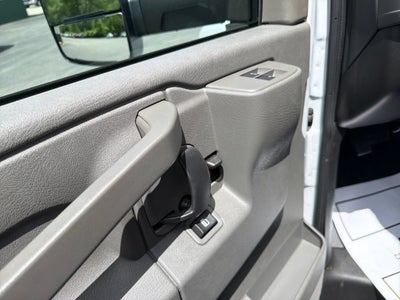 2026 GMC Savana Cutaway 4500 2WT