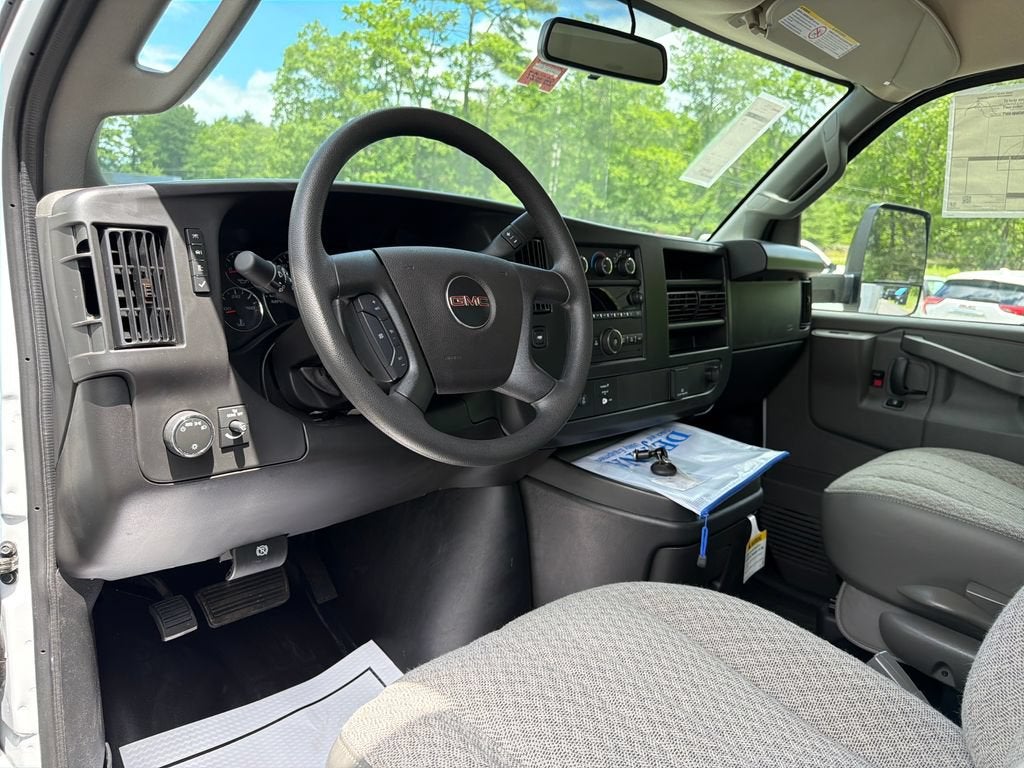 2026 GMC Savana Cutaway 4500 2WT