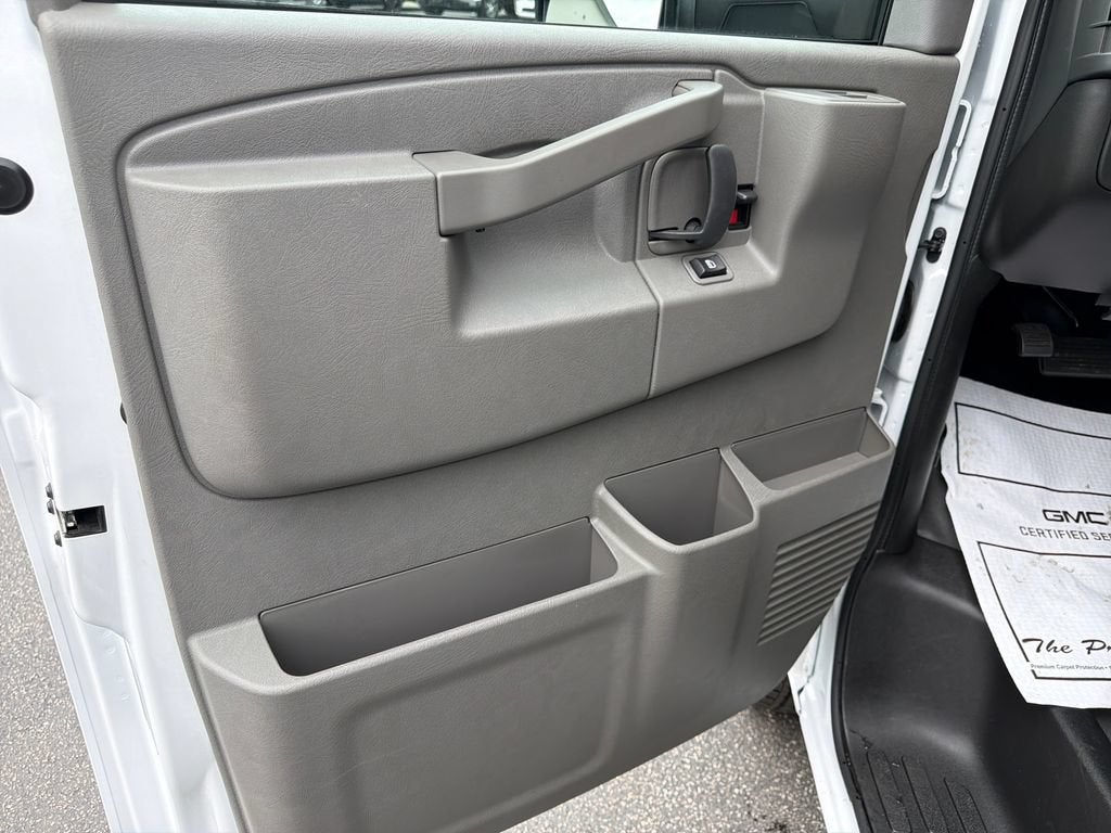 2026 GMC Savana Cutaway 4500 2WT