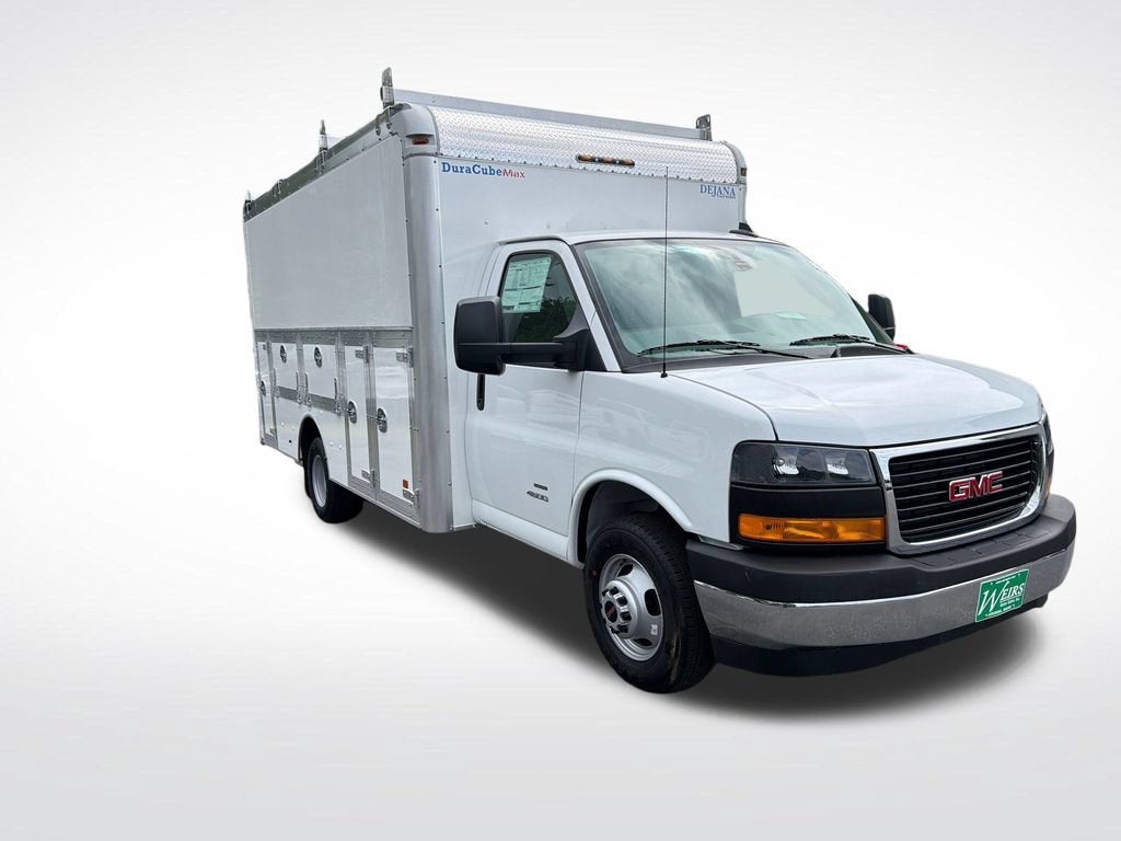 2026 GMC Savana Cutaway 4500 2WT