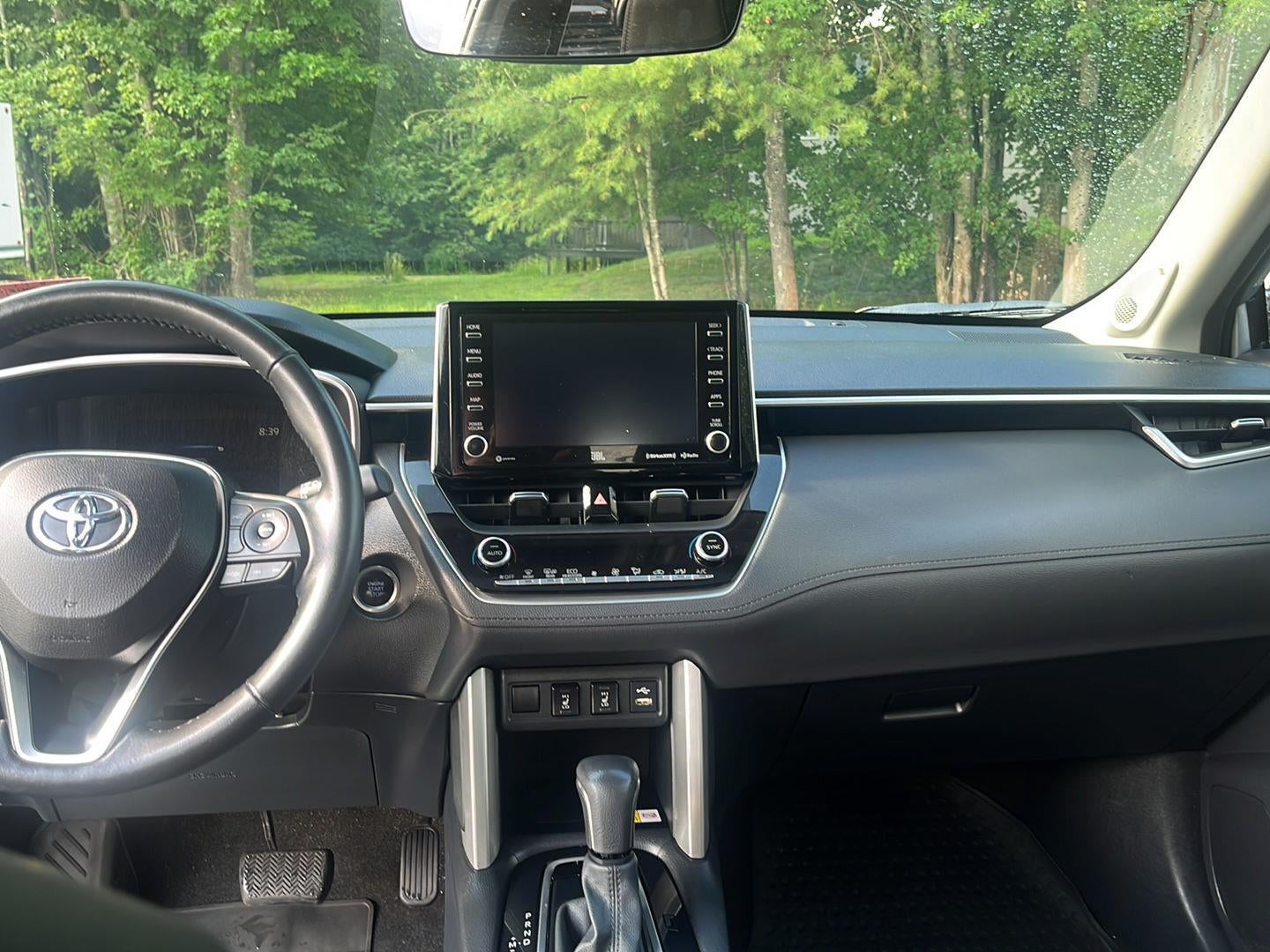 2022 Toyota Corolla Cross XLE - Photo 11