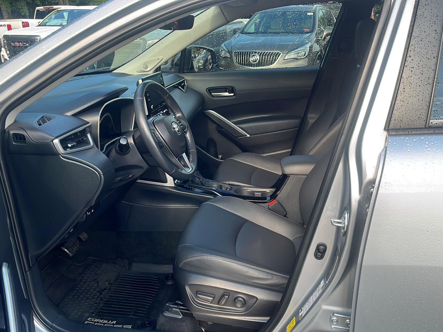 2022 Toyota Corolla Cross XLE