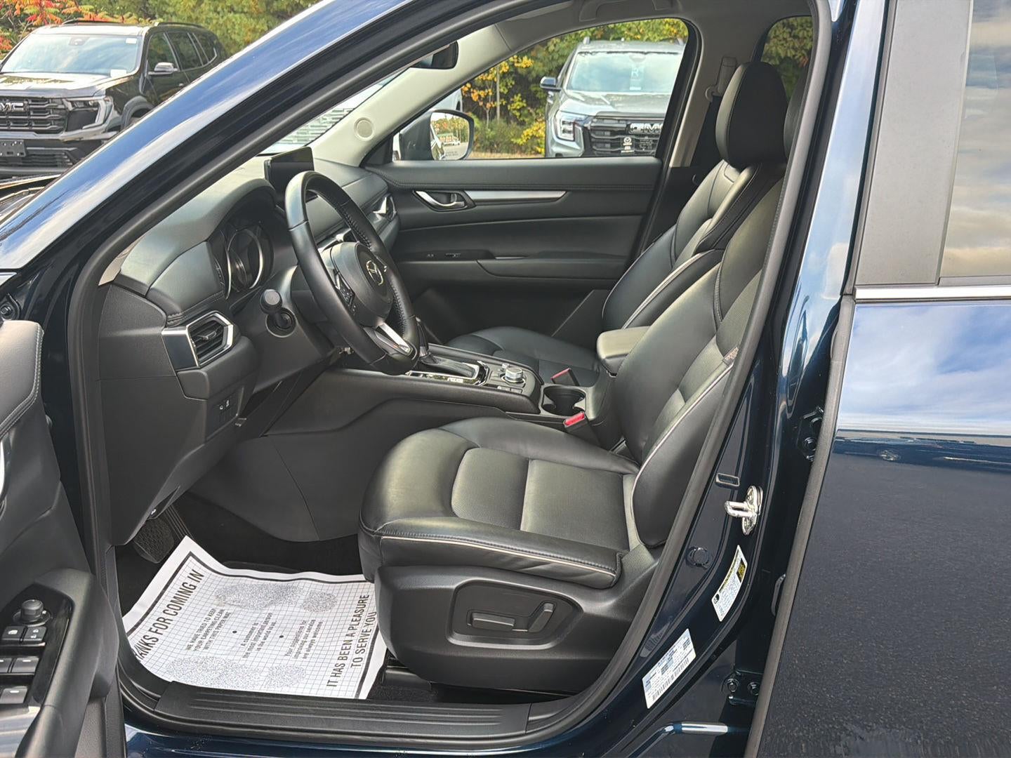 2025 Mazda CX-5 S Select Package - Photo 9