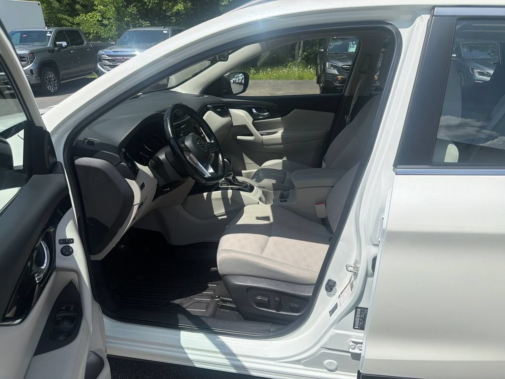2021 Nissan Rogue Sport SV - Photo 22