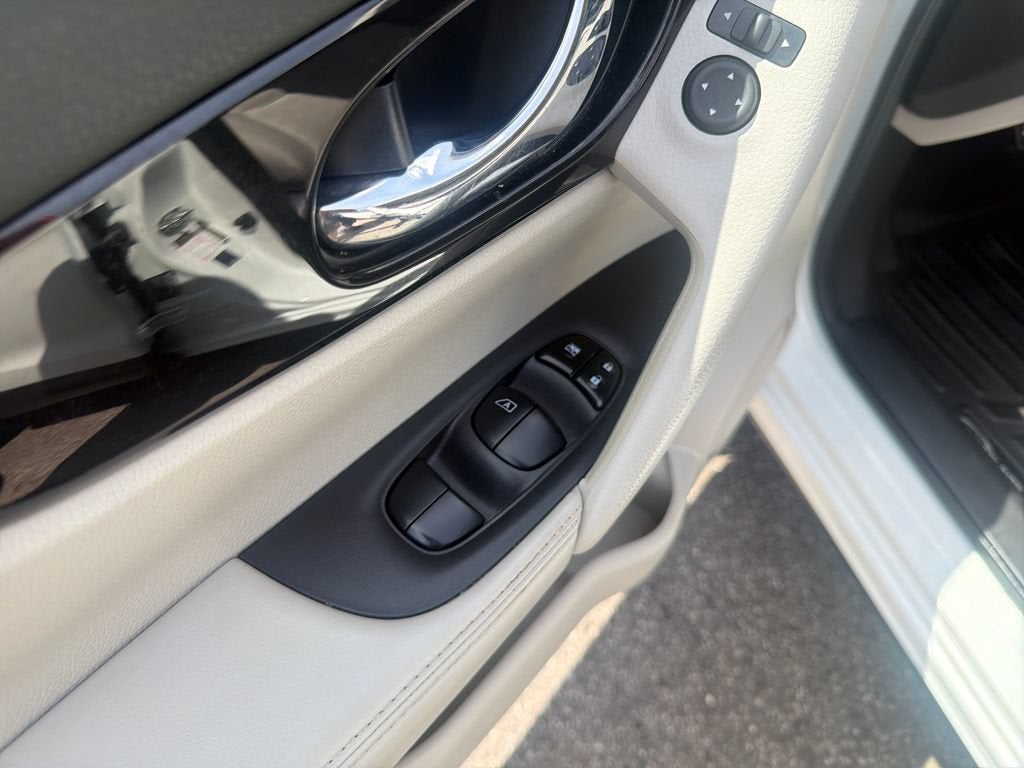 2021 Nissan Rogue Sport SV AWD Xtronic CVT