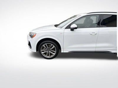 2022 Audi Q3 Premium 45 TFSI S line quattro Tiptronic