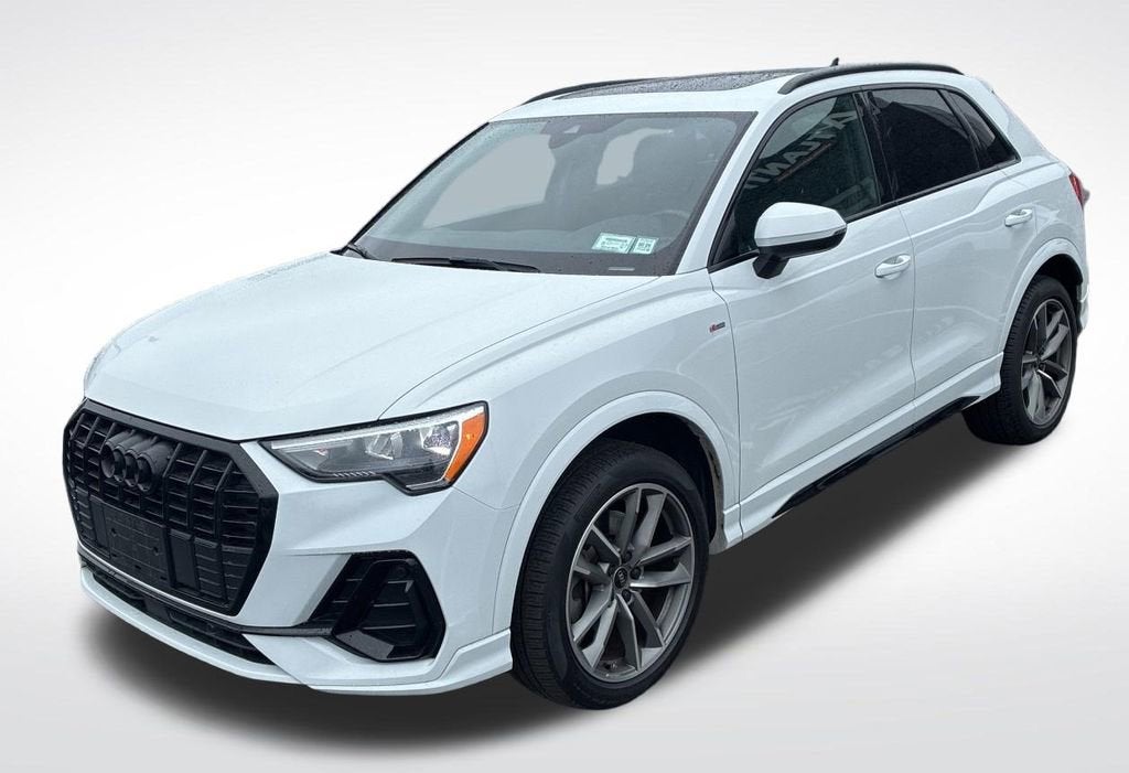 2022 Audi Q3 Premium 45 TFSI S line quattro Tiptronic