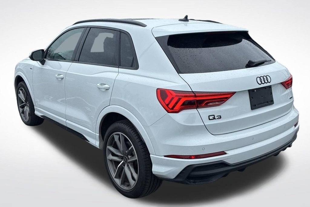 2022 Audi Q3 Premium 45 TFSI S line quattro Tiptronic